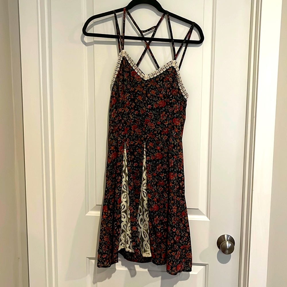 Lace & Floral Casual Dress
